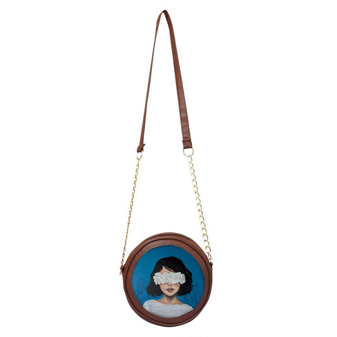 Personalised Round Sling Bag for Trendsetting Travels - Uncommongifts.in
