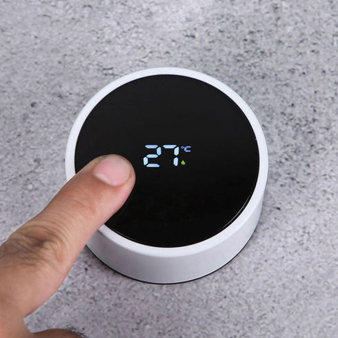 Temperature Bottle With Name - White - Uncommongifts.in