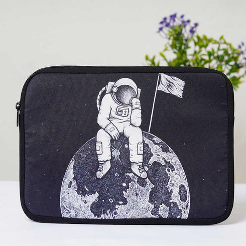 Astronaut Printed Laptop Sleeve/Cover 11 inch
