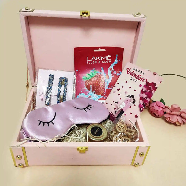 Customized Trunk Box Gift Hamper for Valentine’s Day