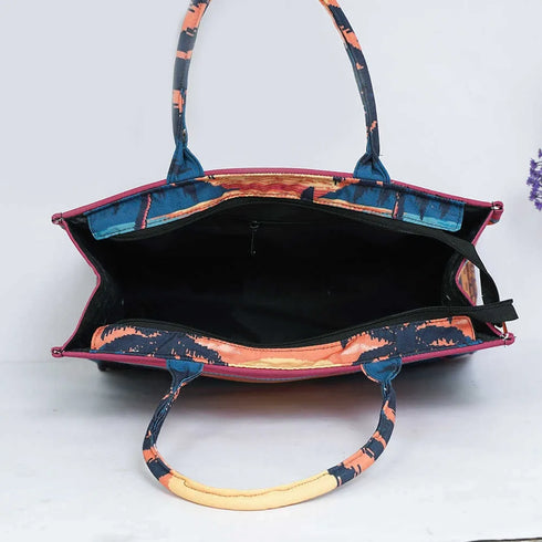 Beach Box Tote Bag Stylish and Practical Beach Companion