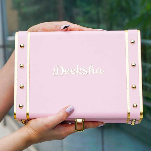 Customized Trunk Box Gift Hamper for Valentine’s Day