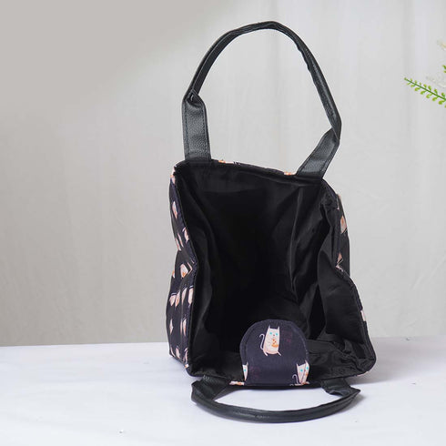 Cats Printed Lunch Bag With Handle - Uncommongifts.in