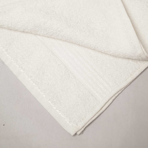 Personalized Bath Towel For Women - White