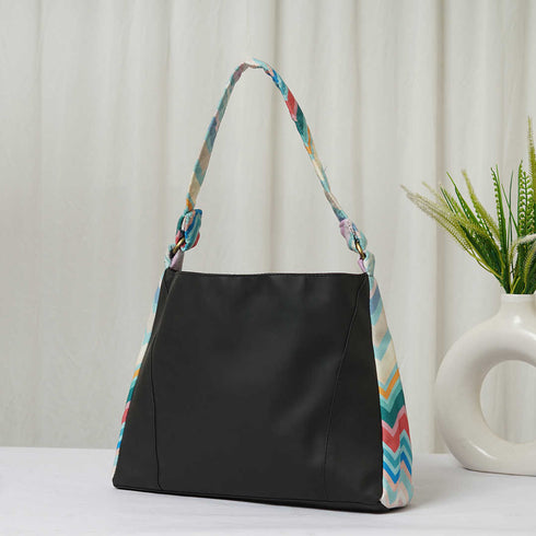 Geometric Printed Handheld Shoulder Bag - Uncommongifts.in