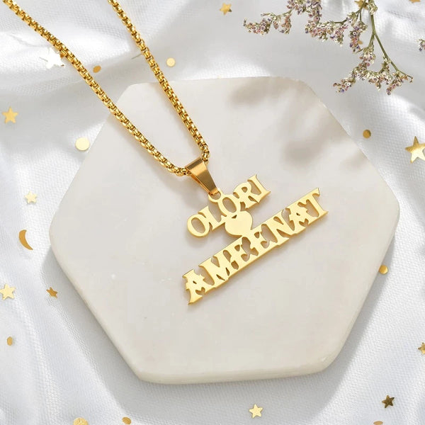 Personalised Couple Heart Name Pendant - Uncommongifts.in