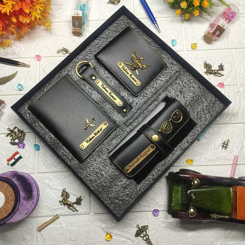 Personalised Gift Combo Men's Wallet With Charm - Black - Uncommongifts.in