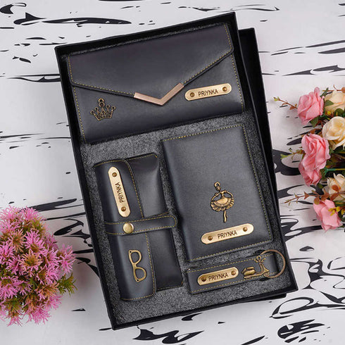 Personalised Gift Combo Women's Wallet With Charm - Black - Uncommongifts.in
