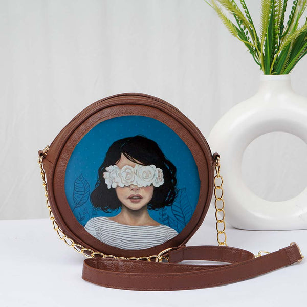 Personalised Round Sling Bag for Trendsetting Travels - Uncommongifts.in