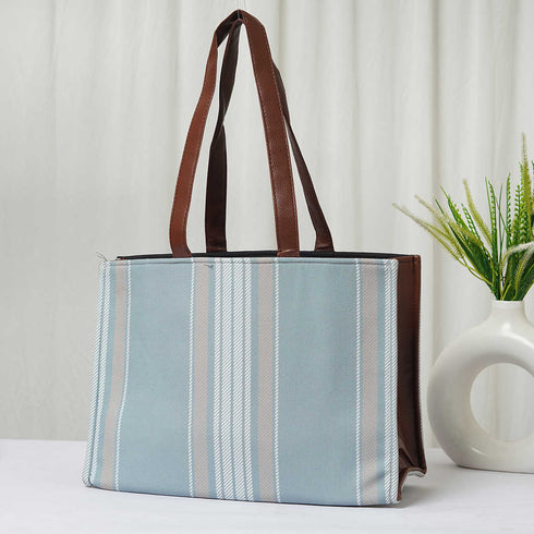 Strap Printed Handheld Box Bag - Uncommongifts.in