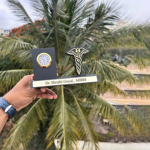 Customized Pen Stand With Clock