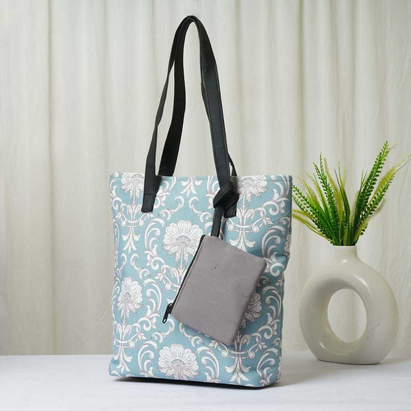 Women Ethnic Motifs Printed Oversized Shopper Shoulder Bag - Uncommongifts.in