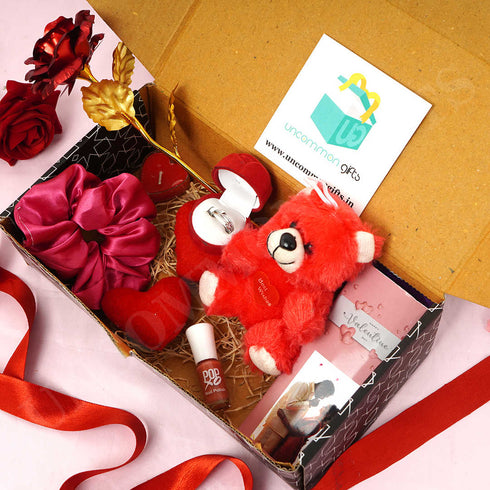 Women's Valentine's Day Gift Combo - Uncommongifts.in