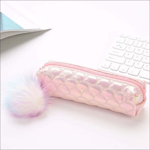 Mermaid fur ball holographic pouch - Uncommongifts.in