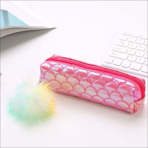 Mermaid fur ball holographic pouch - Uncommongifts.in