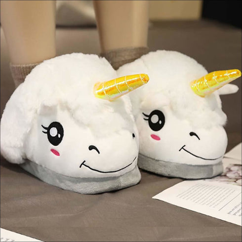 Royale unicorn fur sliders - Uncommongifts.in